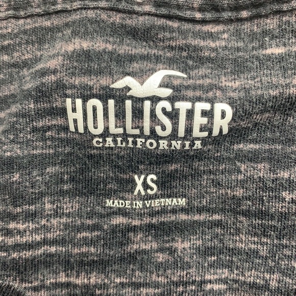 Men’s Hollister Shirt - Picture 5 of 5